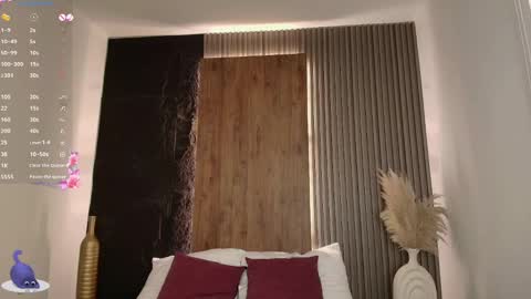 Abbygail online show from 12/16/24, 03:32