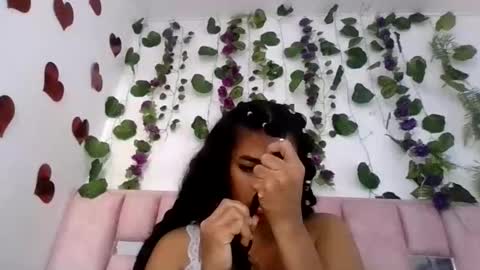 abby_moss_2 online show from 04/21/26, 12:33