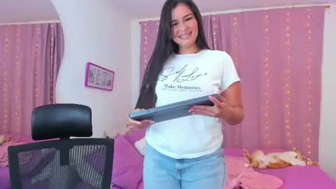 Snapshot of abby_parker1 chatting on 07/27/26, 11:12 Abby online show from 07/27/26, 11:12