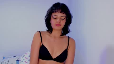 Snapshot of abby_saenz01 chatting on 12/14/24, 02:56 Abby Saenz online show from 12/14/24, 02:56