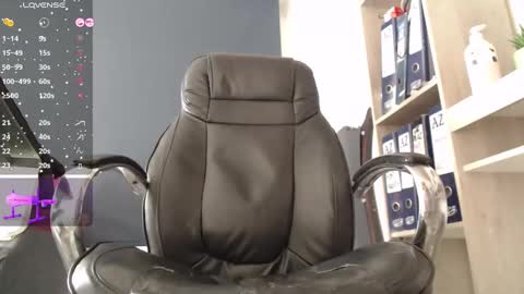 Vannesa online show from 03/07/25, 05:17