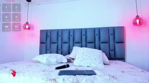 abbyadams23 online show from 12/18/25, 03:23