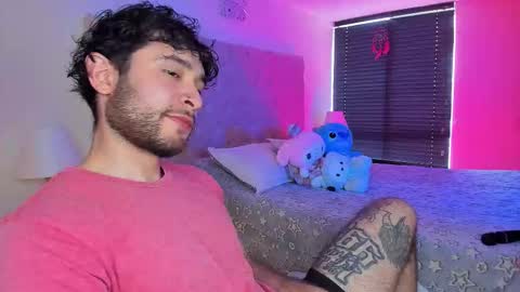 START TRANSMISSION ---- AM COLOMBIA TIME online show from 10/03/25, 05:21