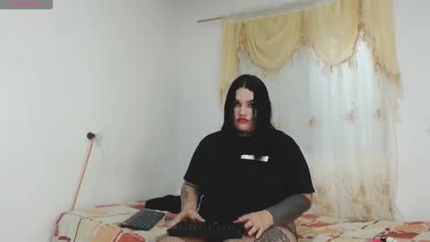 Snapshot of abbyhiltton chatting on 10/28/25, 05:55 abbyhiltton online show from 10/28/25, 05:55