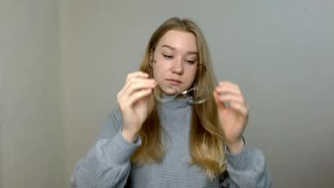 Snapshot of abbymoore__ chatting on 06/01/26, 10:17 Abby Lovense is active online show from 06/01/26, 10:17