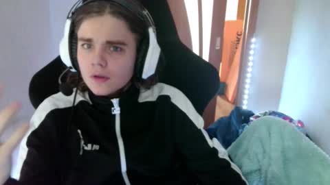 abbysal_blade online show from 10/22/25, 06:13