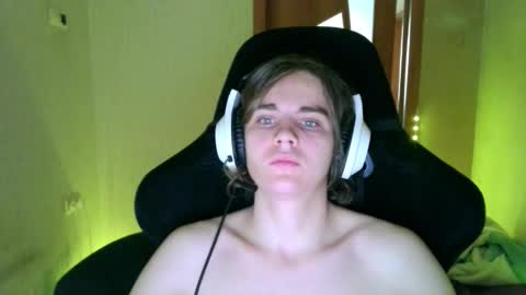 abbysal_blade online show from 10/30/25, 07:32