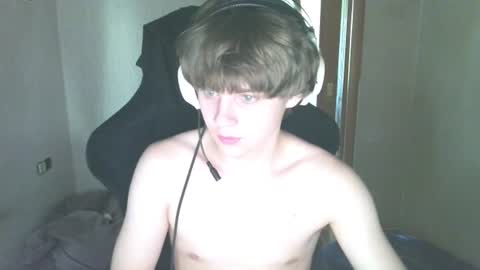 abbysal_blade online show from 06/17/26, 07:11