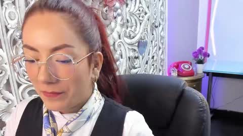 Snapshot of abbystones chatting on 12/14/24, 03:58 Abby Stones online show from 12/14/24, 03:58