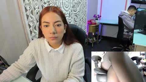 Snapshot of abbystones chatting on 01/09/25, 11:58 Abby Stones online show from 01/09/25, 11:58