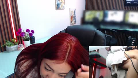 Snapshot of abbystones chatting on 02/04/25, 11:38 Abby Stones online show from 02/04/25, 11:38