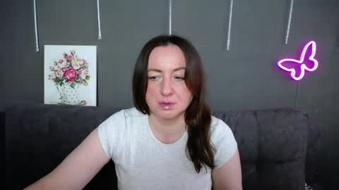 abbytaylorr online show from 04/19/26, 06:46