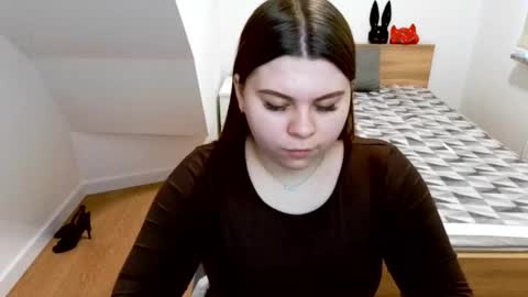 abbyvibe online show from 11/25/25, 10:37