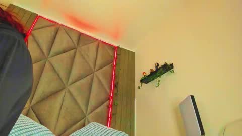 Snapshot of abbywathson chatting on 01/12/26, 11:37 A B B Y online show from 01/12/26, 11:37