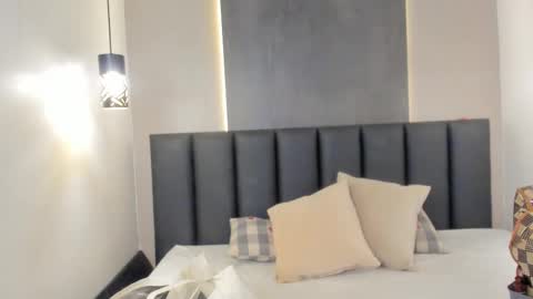 Snapshot of abbywathson chatting on 02/20/26, 11:43 A B B Y online show from 02/20/26, 11:43