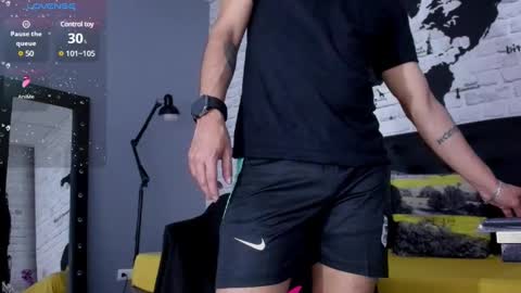 Independence model AbelAsburgo online show from 01/24/25, 08:22