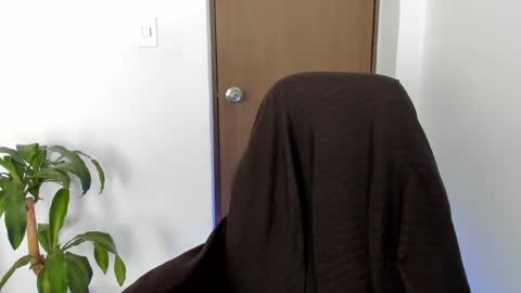 Independence model AbelAsburgo online show from 10/10/25, 06:18