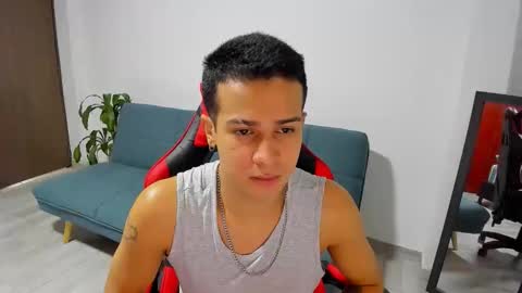 Independence model AbelAsburgo online show from 03/11/26, 07:03