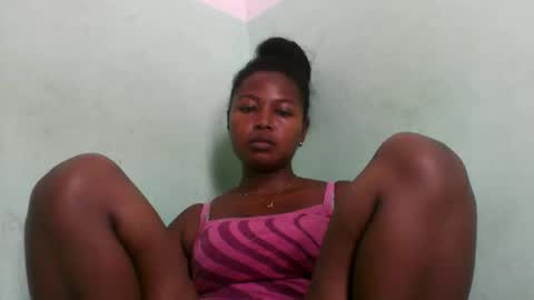 Snapshot of abella677022 chatting on 02/20/26, 06:26 abella677022 online show from 02/20/26, 06:26