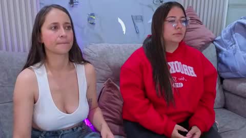 abella_as_ online show from 04/22/26, 01:34