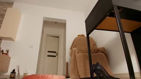 Mermaid online show from 10/02/25, 09:00