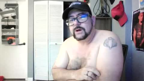 Snapshot of abennett76 chatting on 06/13/26, 02:26 AJ online show from 06/13/26, 02:26