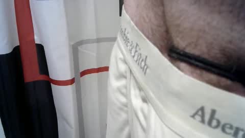 Snapshot of abercrombieguy22 chatting on 10/27/25, 04:16 AbercrombieGuy22 online show from 10/27/25, 04:16