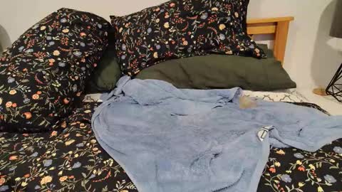 Naked Gentleman online show from 12/21/25, 05:25