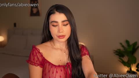 abie_owen online show from 02/10/26, 12:37