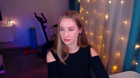 Anna online show from 01/22/25, 06:52
