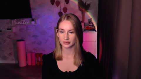 Anna online show from 10/10/25, 06:29