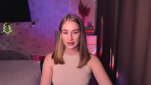 Snapshot of abigail_flex chatting on 11/29/25, 08:01 Anna online show from 11/29/25, 08:01