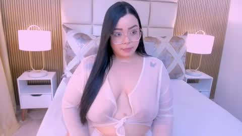 Abi wuw online show from 05/21/26, 07:43
