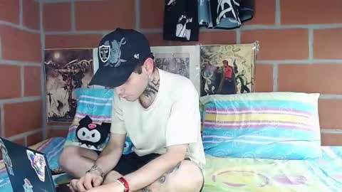 Snapshot of abigailandnoah chatting on 12/11/24, 06:14 Abigail and Noah online show from 12/11/24, 06:14