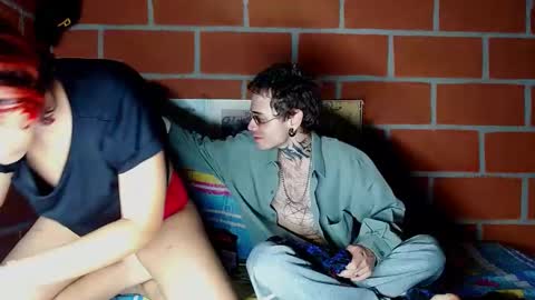 Snapshot of abigailandnoah chatting on 12/29/24, 01:24 Abigail and Noah online show from 12/29/24, 01:24