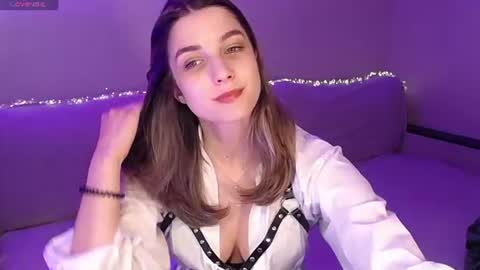 Snapshot of abigailwills chatting on 07/13/26, 06:55 Abigail online show from 07/13/26, 06:55