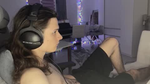 hi  cum in pvt noi extra tip online show from 02/06/26, 06:22