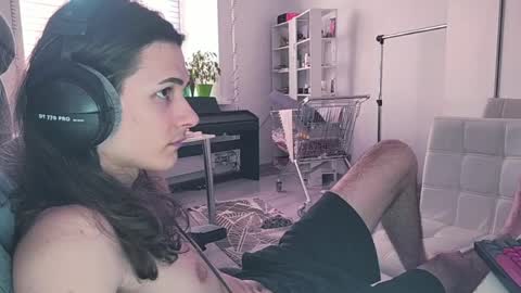 hi  cum in pvt noi extra tip online show from 04/02/26, 02:15