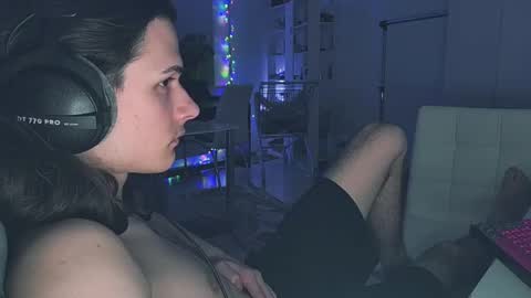 hi  cum in pvt noi extra tip online show from 04/08/26, 05:46