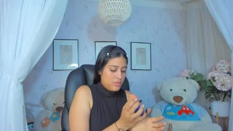 ABRIL online show from 04/01/26, 07:33