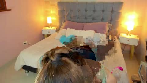 Snapshot of abril_777 chatting on 05/02/26, 10:37 Abril 777 online show from 05/02/26, 10:37