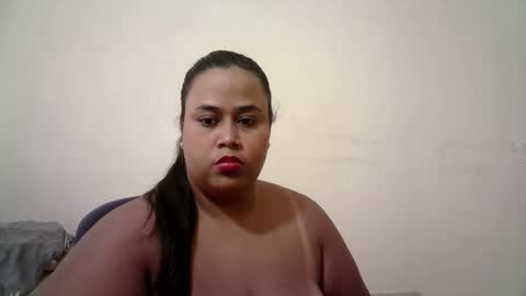 Snapshot of abril__ass chatting on 05/02/26, 12:43 abril__ass online show from 05/02/26, 12:43