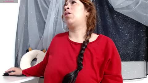 abril_bianchi online show from 02/01/25, 02:58