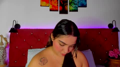 abril_gomez_11 online show from 11/10/25, 07:24