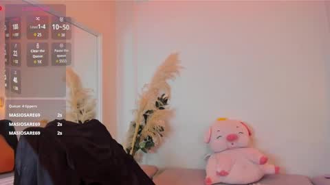 Abril jones online show from 12/28/24, 01:08