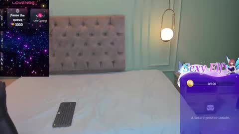 Abril jones online show from 12/31/24, 10:15