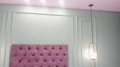 Abril jones online show from 02/23/25, 09:11