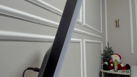 Abril jones online show from 12/20/25, 12:29