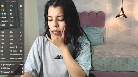 Snapshot of abril_matthews chatting on 12/23/24, 06:16 ABRIL MATTHEWS online show from 12/23/24, 06:16