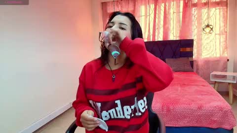 Snapshot of abril_matthews chatting on 03/02/25, 12:01 ABRIL MATTHEWS online show from 03/02/25, 12:01